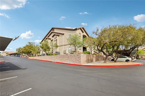 2034-8250 N Grand Canyon Drive, Las Vegas, NV, 89166 | Card Image