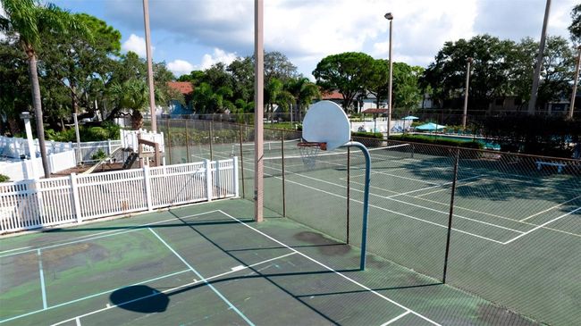 101B - 4505 45 Th Ave W, Condo with 2 bedrooms, 2 bathrooms and null parking in Bradenton FL | Image 57