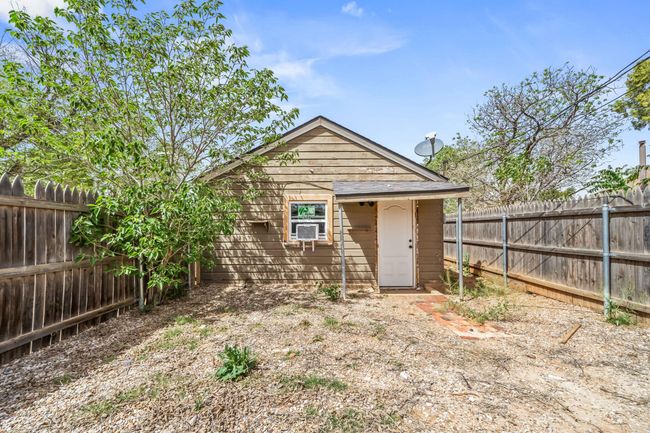 REAR - 2213 27 Th St, House other with 1 bedrooms, 1 bathrooms and null parking in Lubbock TX | Image 16