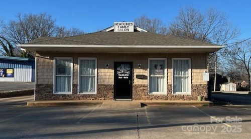 209 E King St, Kings Mountain, NC, 28086-3416 | Card Image