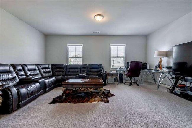7059 Lancaster Xing, House other with 4 bedrooms, 3 bathrooms and 3 parking in Flowery Branch GA | Image 32