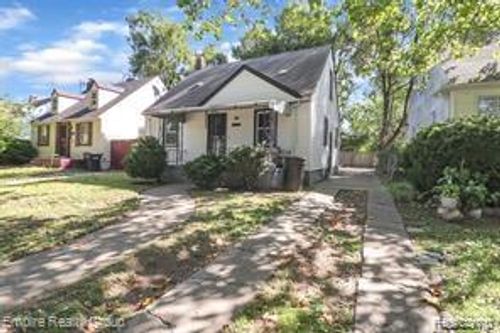 7776 Mettetal St, Detroit, MI, 48228-3678 | Card Image