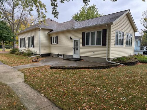 705 Birch Ave, Westbrook, MN, 56183-1130 | Card Image