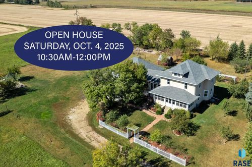 27551 452nd Ave, Parker, SD, 57053-5609 | Card Image