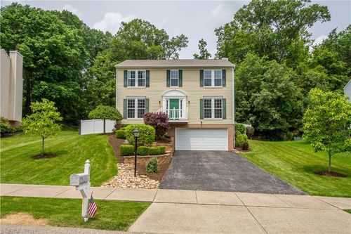 317 Shady Glen Dr, Coraopolis, PA, 15108-9032 | Card Image