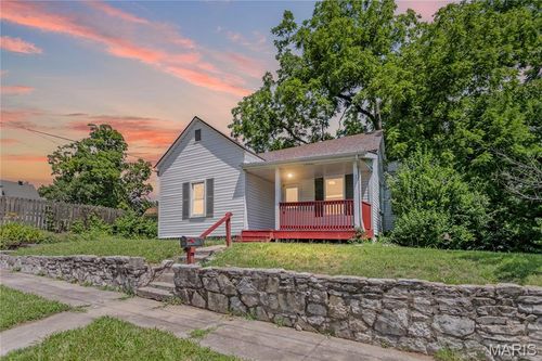704 Miller St, Alton, IL, 62002-3314 | Card Image