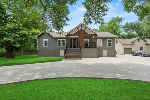 1415 Pony Ln, Wallis, TX, 77485-9442 | Card Image