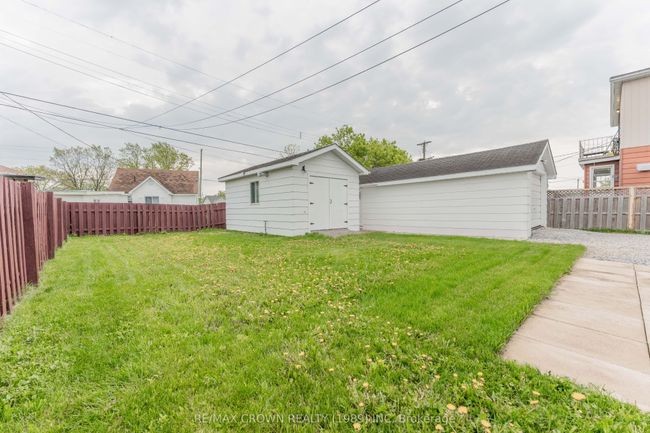 13 Pine Cres, House other with 4 bedrooms, 2 bathrooms and 2 parking in Kapuskasing ON | Image 37
