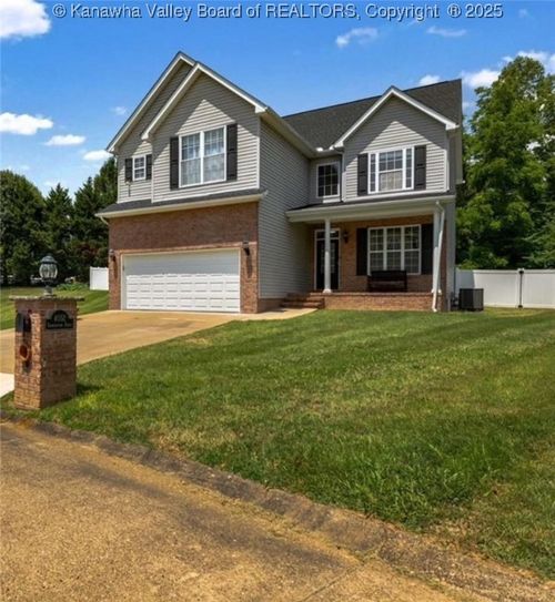 4052 Farmington Dr, Hurricane, WV, 25526-8756 | Card Image