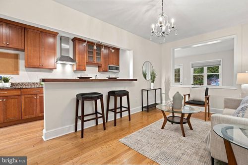4-1836 Independence Ave Se, WASHINGTON, DC, 20003-1751 | Card Image
