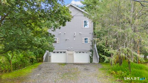 815 S Pine Creek Rd, Fairfield, CT, 06824-6325 | Card Image