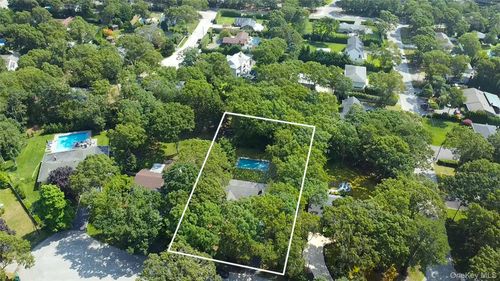 4 Pine Tree Ct, East Quogue, NY, 11942-4614 | Card Image
