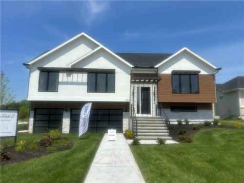 4313 Se Adams Dr, Blue Springs, MO, 64014-5597 | Card Image