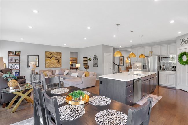 205 Regency Dr, House other with 5 bedrooms, 3 bathrooms and 2 parking in Eighty Four PA | Image 12