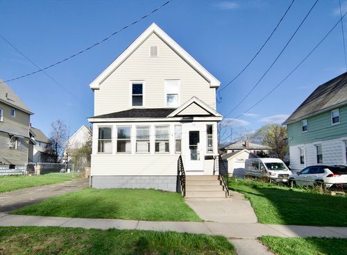 22 Essex St, Ludlow, MA, 01056-3505 | Card Image