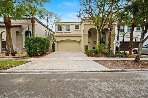 15562 Sw 54th Ct, Miramar, FL, 33027-5623 | Card Image