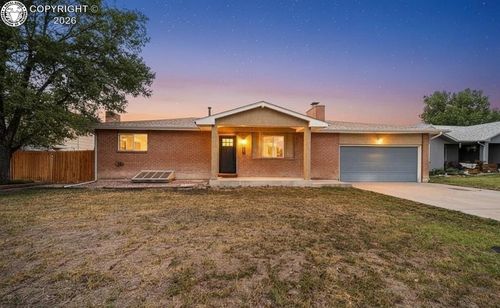 911 Candytuft Blvd, Pueblo, CO, 81001-1025 | Card Image