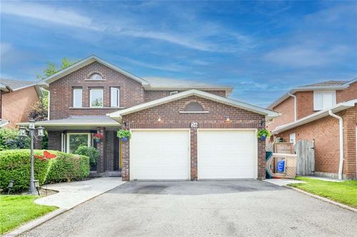 26 Dundalk Cres, Brampton, ON, L6Z2V2 | Card Image