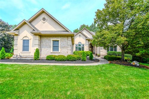 7266 Meeker Creek Dr, Dayton, OH, 45414-2075 | Card Image