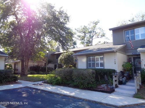 2012-7623 Baymeadows Cir W, Jacksonville, FL, 32256-1869 | Card Image