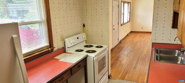 103 Piedmont Ave S, House other with 3 bedrooms, 1 bathrooms and null parking in CHARLOTTESVILLE VA | Image 8