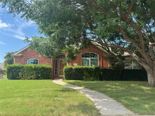 10218 Stone Falls Lane, Frisco, TX, 75035 | Card Image