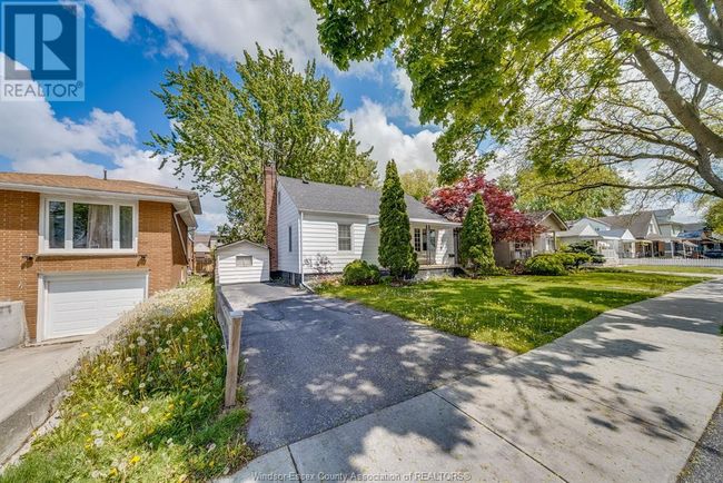1418 Pillette Rd, House other with 3 bedrooms, 2 bathrooms and null parking in Windsor ON | Image 4