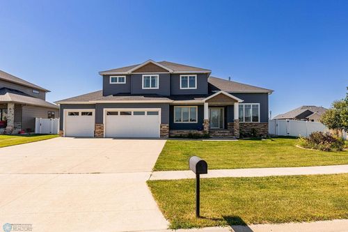 7307 15th St S, Fargo, ND, 58104-6728 | Card Image