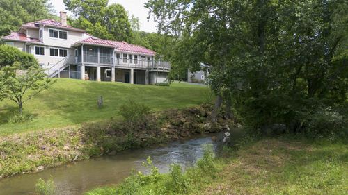 7304 Dry Run Rd, Burnsville, VA, 24487-2061 | Card Image