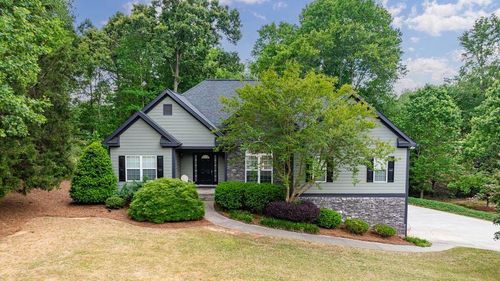 8225 Mossybrook Ln, Douglasville, GA, 30135-8501 | Card Image