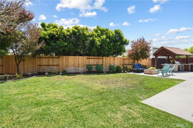 17882 Hallcroft Ln, House other with 4 bedrooms, 3 bathrooms and 6 parking in Huntington Beach CA | Image 32