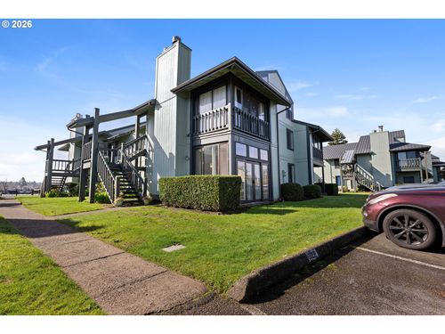 320 Ne Skipanon Dr, Warrenton, OR, 97146 | Card Image