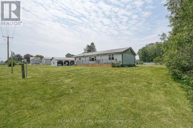 985 Norfolk County Rd 28, House other with 3 bedrooms, 2 bathrooms and 27 parking in Langton ON | Image 6