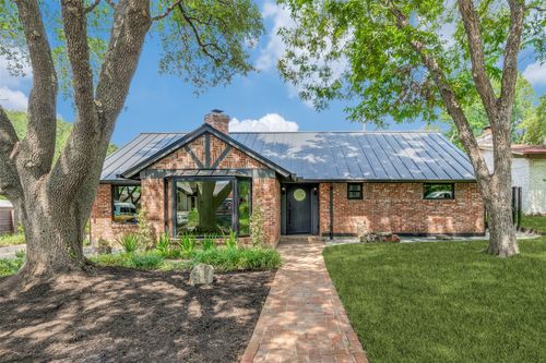 2504 Briargrove Dr, Austin, TX, 78704-2704 | Card Image