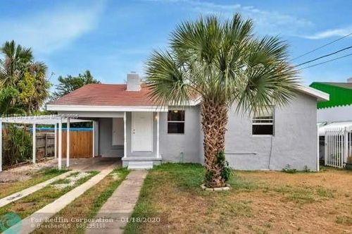 7631 Nw 4th Ave, Miami, FL, 33150-3453 | Card Image