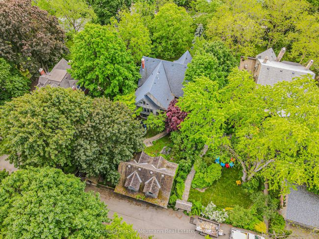 35 Queen St, House other with 7 bedrooms, 4 bathrooms and 2 parking in Guelph ON | Image 44