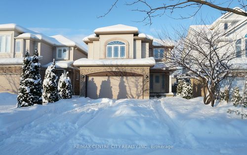 946 Whetherfield St, London, ON, N6H5V7 | Card Image