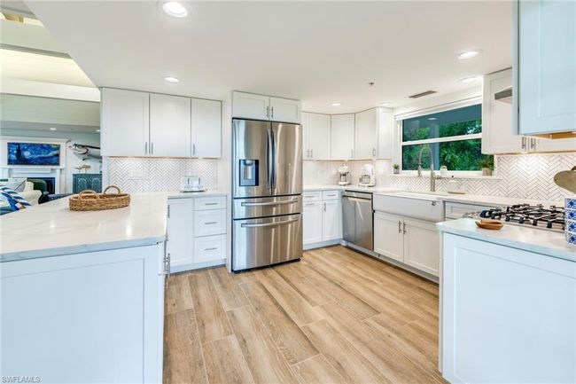 328 Useppa, House other with 5 bedrooms, 4 bathrooms and 1 parking in Useppa Island FL | Image 20