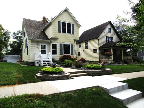 106 N 9th St, Montevideo, MN, 56265-1828 | Card Image