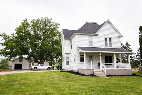 305 2nd Ave Se, Plainview, MN, 55964-1523 | Card Image