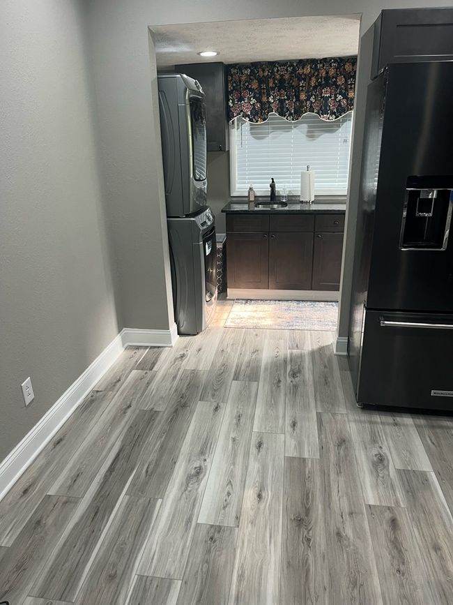 16540 Tazewell St, House other with 2 bedrooms, 3 bathrooms and null parking in Saint Paul VA | Image 11