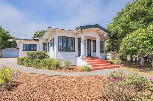 851 Bayview Ave, Pacific Grove, CA, 93950-2510 | Card Image