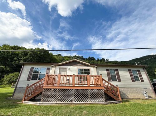 17 Union Dr, Hambleton, WV, 26269-8068 | Card Image