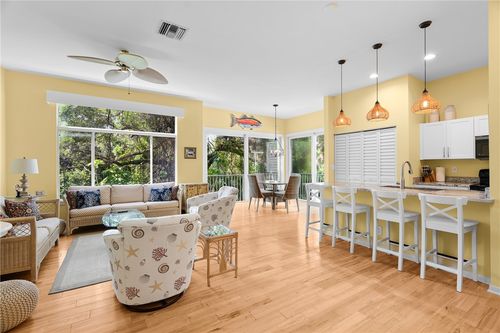 1005-1335 Winding Oaks Cir E, Vero Beach, FL, 32963-4161 | Card Image