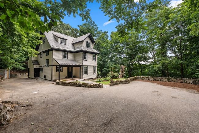 1 - 136 Academy Hill Rd, Condo with 2 bedrooms, 1 bathrooms and 1 parking in Boston MA | Image 17