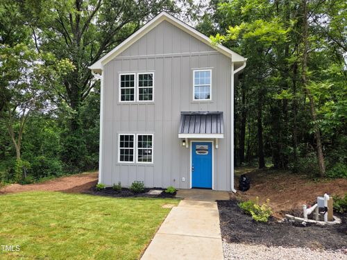 608 E Umstead St, Durham, NC, 27701-4348 | Card Image