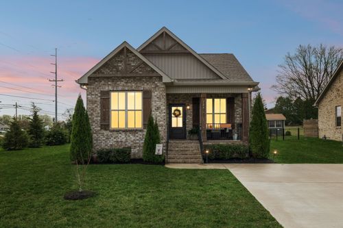 126 Julia Ann Ct, Springfield, TN, 37172-4804 | Card Image