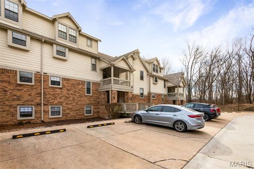 f-12975 Bryce Canyon Dr, Maryland Heights, MO, 63043-4530 | Card Image