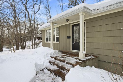 146 High St, Bedford, NS, B4A1M4 | Card Image