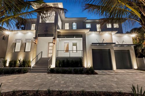 423 S Royal Poinciana Dr, TAMPA, FL, 33609-3635 | Card Image